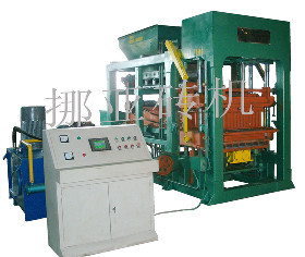 【寧波大型制磚機(jī)械設(shè)備 液壓免燒水泥制磚機(jī)械 空心磚機(jī)價(jià)格_寧波大型制磚機(jī)械設(shè)備 液壓免燒水泥制磚機(jī)械 空心磚機(jī)廠家】- 